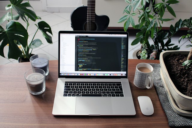 Top 8 Embeddable Email Editor SDKs for SaaS Teams 2026
